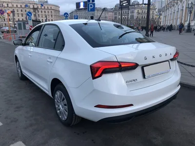 Skoda Rapid 2020 с пробегом 86 000 км за 1 819 000 руб в автосалоне в Москве