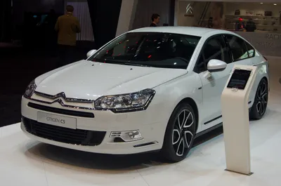 Ситроен С4 - купить новый 【Citroën C4】 в Киеве, цена от официального дилера  Ситроен ВИДИ Элеганс