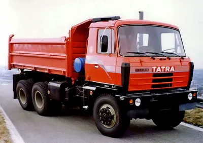 Tatra T700 - последний легковой автомобиль Tatra | Пикабу