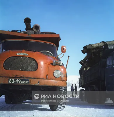 Tatra 613, легковой правительственный автомобиль, который импортировали в  СССР | Техника времен СССР | Дзен