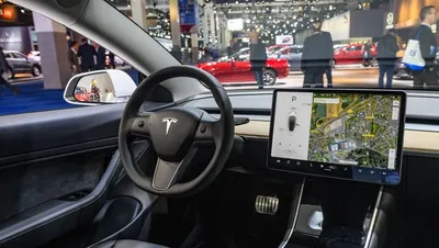 Tesla Model 3 - электромобиль премиум-класса