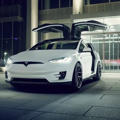 Купить Tesla Model X 100D Новый, 2021 год, цена 7 375 900 руб