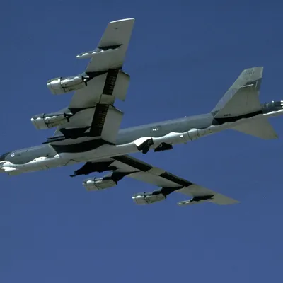 Модель самолёта Американского стратегического бомбардировщика Боинг Б-52,  масштаб 1:200.