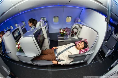 Air Astana, Airbus A321LR: бизнес-класс и эконом класс. - YouTube