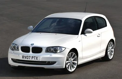 File:BMW 116i 2009 (16023861475).jpg - Wikimedia Commons