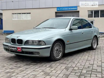 Белочка - Отзыв владельца автомобиля BMW 5 серии 1998 года ( IV (E39) ):  520i 2.0 AT (150 л.с.) | Авто.ру