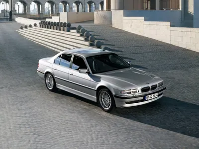BMW 7-Series 1998 года выпуска. Фото 1. VERcity