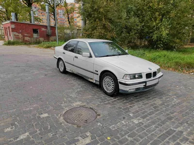 BMW 3-Series Coupe Emobil 1992 года выпуска. Фото 2. VERcity
