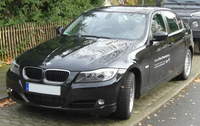 Красный BMW 3 серия 2008 года с пробегом по цене 540 000 руб. в Новосибирске