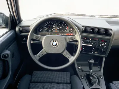BMW M3 1 поколение (E30) - технические характеристики, модельный ряд,  комплектации, модификации, полный список моделей БМВ М3