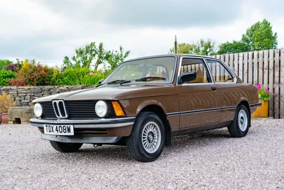 lesAnciennes.com on X: \"BMW 316 E21 phase 1 - 1979 ➡  https://t.co/Ys7vnVp9nV #Bmw #316 #Bmw316 https://t.co/SBL1txDVUu\" / X