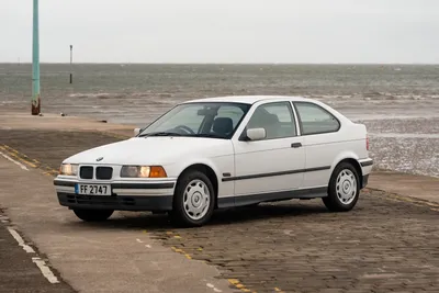 https://collectingcars.com/for-sale/1996-bmw-316i-compact-se