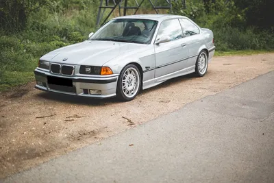 View Photos of the 1995 BMW 318ti