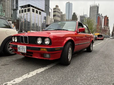 BMW E30 318i Project: Officially on the Road Thanks to Zip-Ties