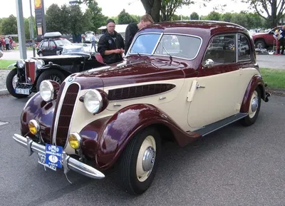1939 BMW 321: From bureaucrat to burgher, the war changed many things -  Remember Road