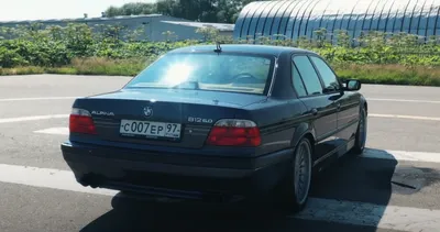 Купить б/у BMW 7 серии III (E38) 750i 5.4 AT (326 л.с.) бензин автомат в  Москве: чёрный БМВ 7 серии III (E38) седан 1998 года по цене 1 300 000  рублей на Авто.ру