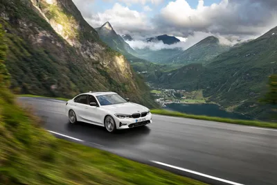 BMW 3 Series vs BMW 5 Series | Which Is Better For You?