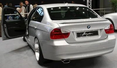 2005 BMW 5-Series 525i