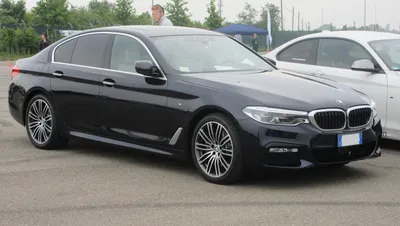 Купить новый BMW 5 серии G30 в Минске. Автомобиль БМВ пятёрка рестайлинг