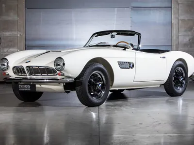 How It Feels To Drive The Iconic BMW 507