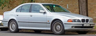 File:1996-2000 BMW 523i (E39) sedan 01.jpg - Wikipedia