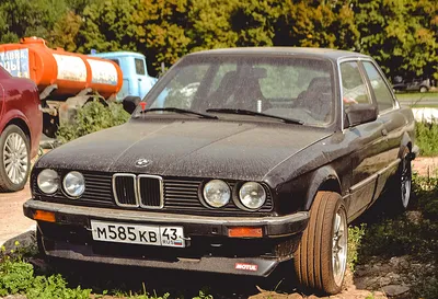 Кировская область, № М 585 КВ 43 — BMW 3 Series (E30) '82-94 — Фото —  OldCarFoto