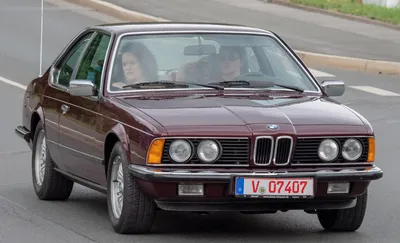 BMW 635 CSi (CAR B ROLL) -- Airmedia Films - YouTube