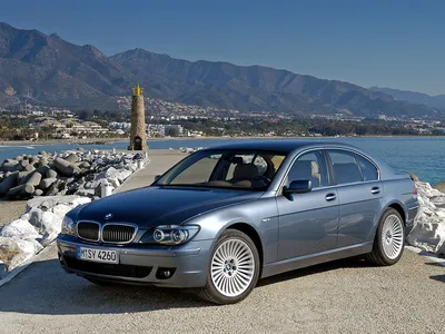 7 серия BMW 2003 года - это самый противоречивый BMW в истории - YouTube