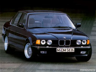 E32 - The Second Generation BMW 7 Series - Video | Классические автомобили,  Серии бмв, Бмв x5