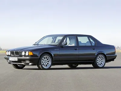 Тест-драйв BMW 7 E32 | Классика БМВ - YouTube