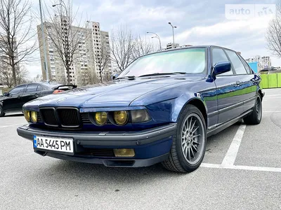 BMW 7-series E32 фото - 33 изображений высокого качества | фотогалерея BMW  на Авторынок.ру