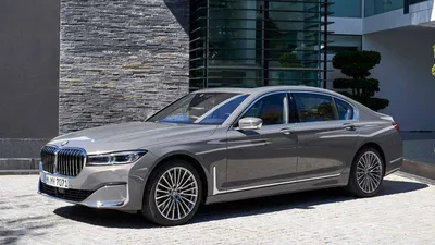 BMW 7-Series hybrid review: plug-in BMW 740Le driven Reviews 2024 | Top Gear