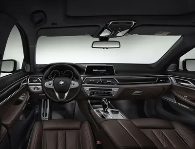 Раскрыт интерьер новой BMW 7-Series с экраном-кинотеатром — Motor