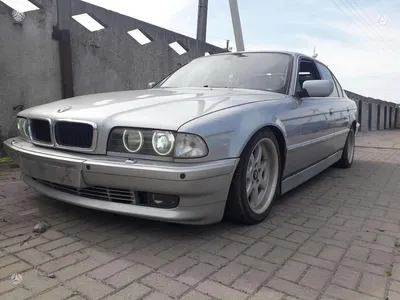 File:BMW 725 TDS E38 (6108880595).jpg - Wikimedia Commons