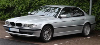 File:2001 BMW 728i Sport Automatic 2.8.jpg - Wikimedia Commons