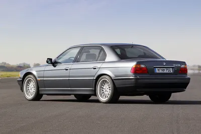 Мадам харизма - Отзыв владельца автомобиля BMW 7 серии 1994 года ( III  (E38) ): 750Li 5.4 AT (326 л.с.) | Авто.ру