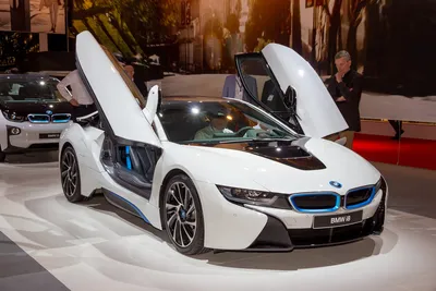 How to Charge the BMW i8
