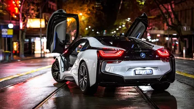 2019 BMW i8 Roadster Review: Early Adopter, Late Bloomer