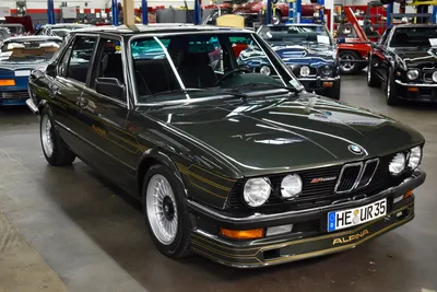 Lot 115 - 1990 BMW Alpina B12 V12 5.0