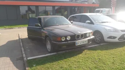 Очень редкая BMW E30 «в идеале» выставлена на продажу