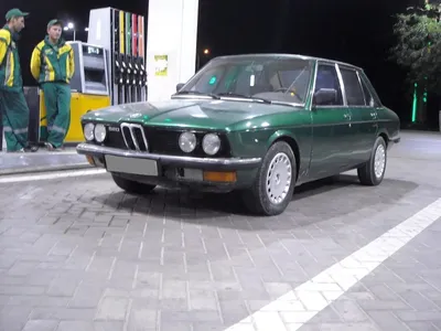 Купить б/у BMW 5 серии I (E12) Рестайлинг 520i 2.0 MT (122 л.с.) бензин  механика в Евпатории: зелёный БМВ 5 серии I (E12) Рестайлинг седан 1979  года на Авто.ру ID 1068096936
