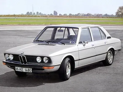 BMW 5 серии 1 поколение (E12) - технические характеристики, модельный ряд,  комплектации, модификации, полный список моделей БМВ 5 серии