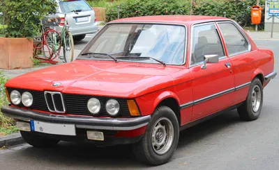 BMW 3 Серії (E21) — Вікіпедія