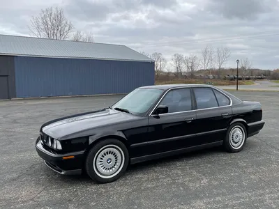 BMW E34 M5 3.6 - bid now