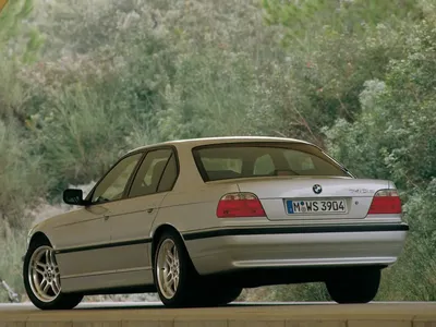 BMW e38 7 2001. Стоит ли брать? | Подержанные автомобили - YouTube