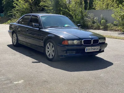 BMW E38 – стоит ли связываться с «пожилым» премиумом?