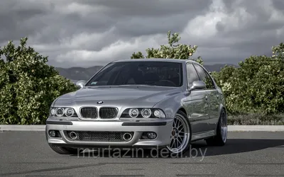 Эту BMW M5 Е39 кто-то купил за 200 тысяч долларов. Почему так дорого?