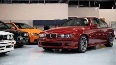 BMW M5 седан E39 Седан – модификации и цены, одноклассники BMW M5 седан  sedan, где купить - Quto.ru