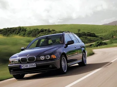 Место ей — в музее!» Показываем BMW E39, которая 15 лет стояла в гараже и  отлично сохранилась