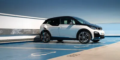 Выпуск электромобилей BMW i3 будет прекращён этим летом